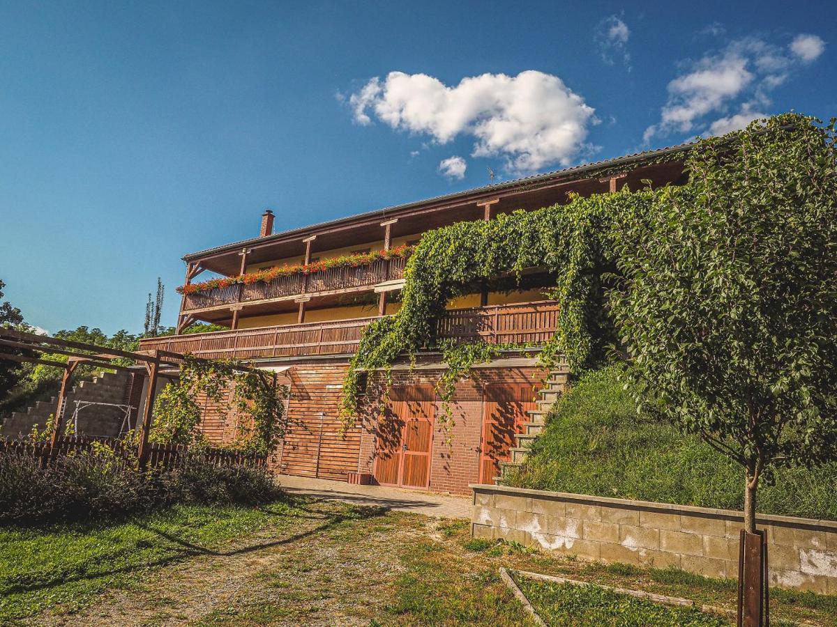 Farma Ovci Terasy Villa Němčičky Екстериор снимка